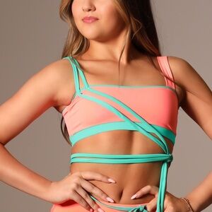 Tiger Friday Breck Crop Top - Maui